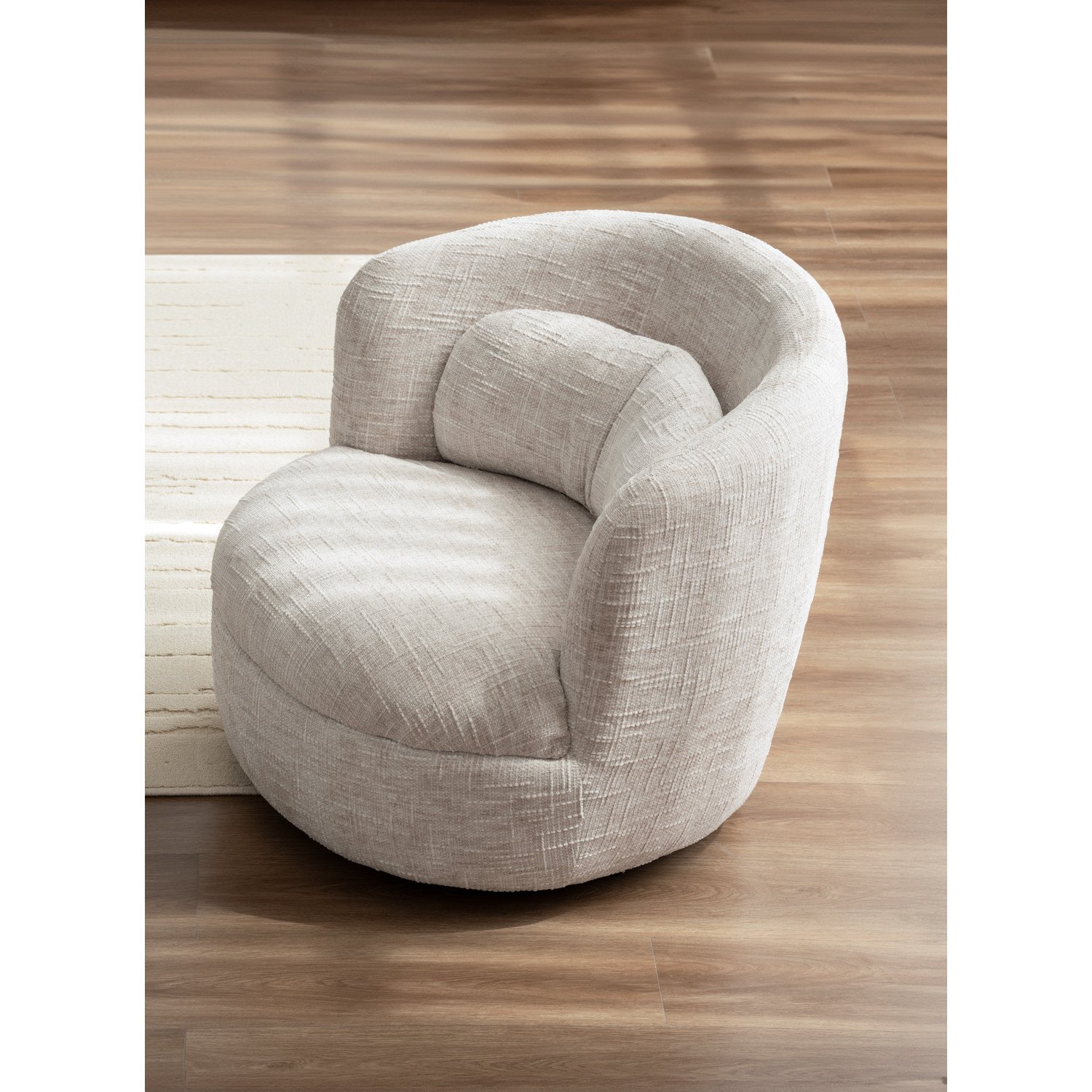 Corolla Swivel Lounge Chair